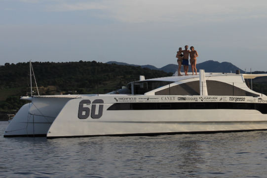 Leggi l'articolo One Cat, un catamaran laboratoire prochainement mâté.