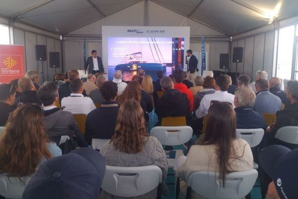 La creazione di E-lektra � stata annunciata durante l'International Multihull Show
