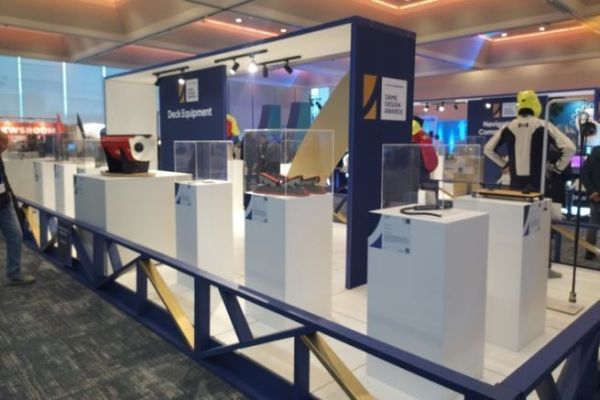Quale equipaggiamento vincer� il Dame Award nel 2026?