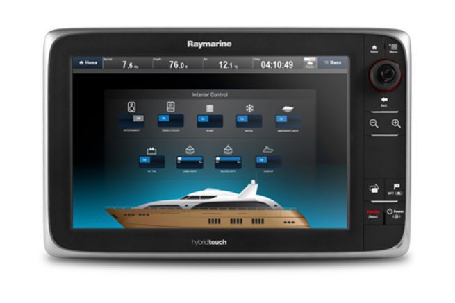 Interfaccia multifunzione Raymarine con tecnologia EmpirBus