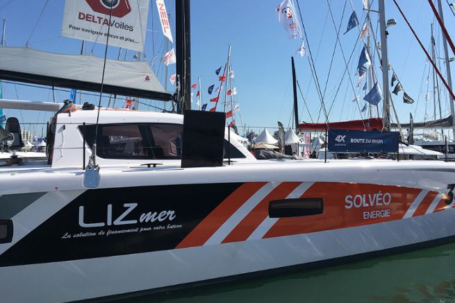 Le societ di leasing sono i principali attori del settore nautico, come Lizmer, sponsor di un catamarano nella Route du Rhum