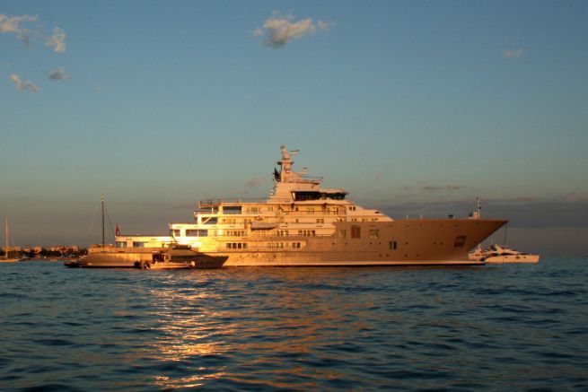 Lo yacht Ulisse prima del suo rifacimento con Compositeworks