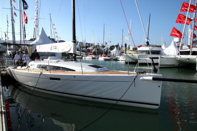 J112 E, la versione da crociera dello yacht J Composites, esposto al Grand Pavois