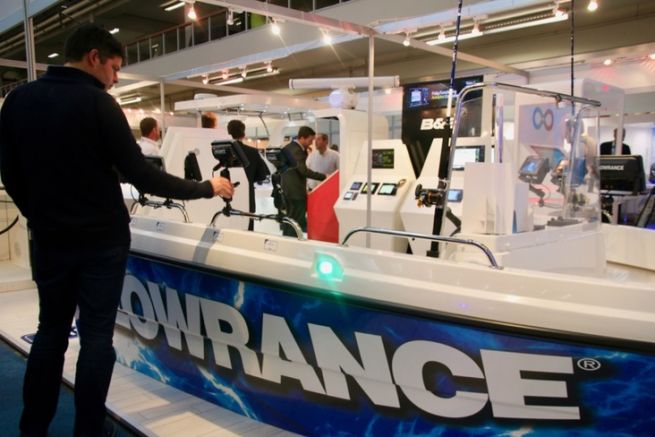 Lowrance cambia distributore in Francia