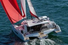 Neel Trimarans passa di mano