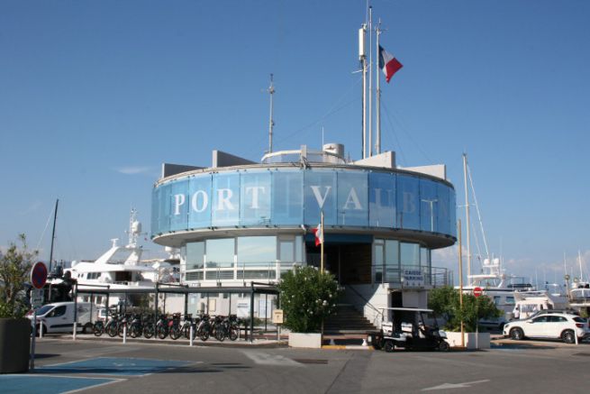 Capitaneria di porto di Port Vauban ad Antibes