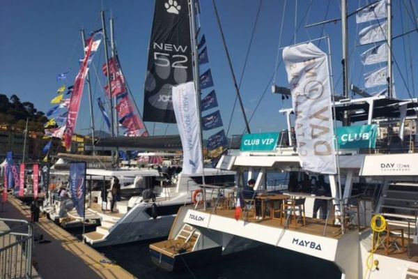 Il pontone Nice Boating Tomorow