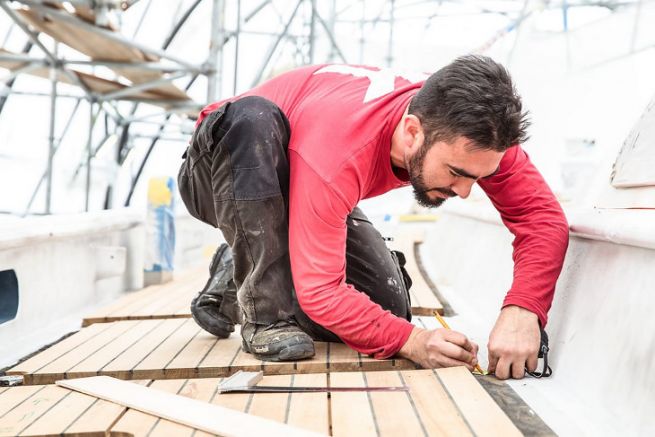 I nuovi ponti Kreative dovrebbero usare il metodo di installazione del teak